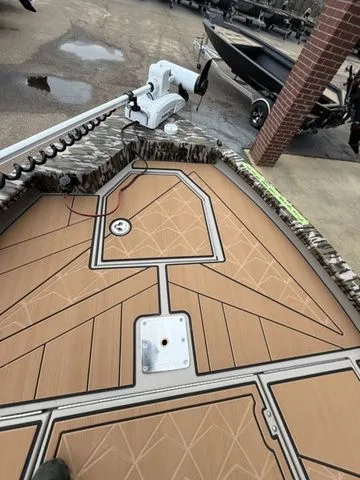 Slide: The Image of Avid 23 Mag 2026 - 48