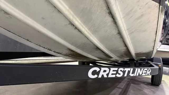 Slide: The Image of Crestliner Vt18 pro w/ Mercury 115 2015 - 15