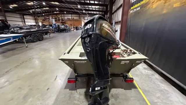 Slide: The Image of Tracker 1648 W/ Mercury 40 2024 - 4