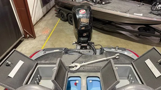 Slide: The Image of Nitro Nitro Z18 W/ Mercury 175 Opti 2016 - 5