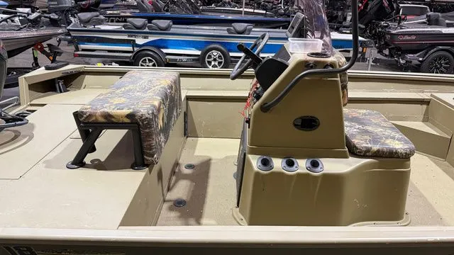 Slide: The Image of G3 18CC W/ Yamaha 90 2024 - 10