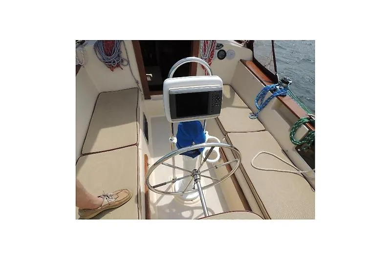 Slide: The Image of Island Packet Cutter 1992 - 11