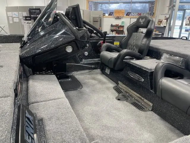 Slide: The Image of Phoenix Bass Boat 921 Elite X 2026 - 4