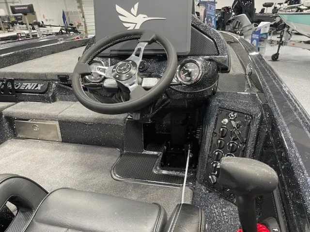 Slide: The Image of Phoenix Bass Boat 921 Elite X 2026 - 6