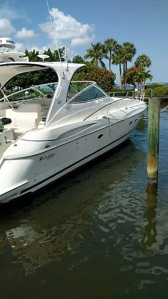 Slide: The Image of Cruisers 440 AKA 4370 HARDTOP EXPRESS 2003 - 1