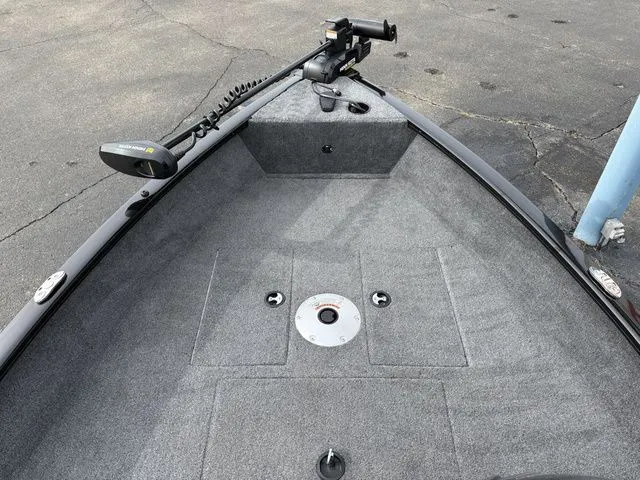 Slide: The Image of Tracker Bass Tracker Super Guide 16 2025 - 3