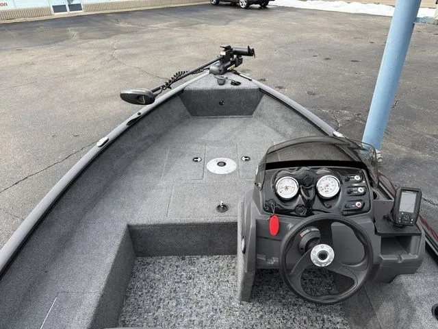 Slide: The Image of Tracker Bass Tracker Super Guide 16 2025 - 4