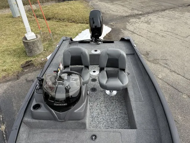 Slide: The Image of Tracker Bass Tracker Super Guide 16 2025 - 6