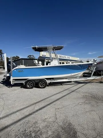 Slide: The Image of Sea Hunt Ultra 229 2024 - 11