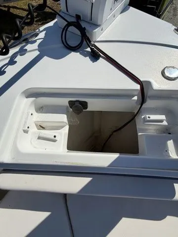 Slide: The Image of Sea Hunt Ultra 229 2024 - 8