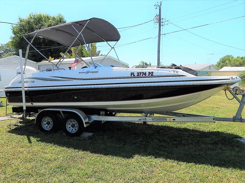 Slide: The Image of Hurricane SUNDECK SPORT 201 2014 - 0