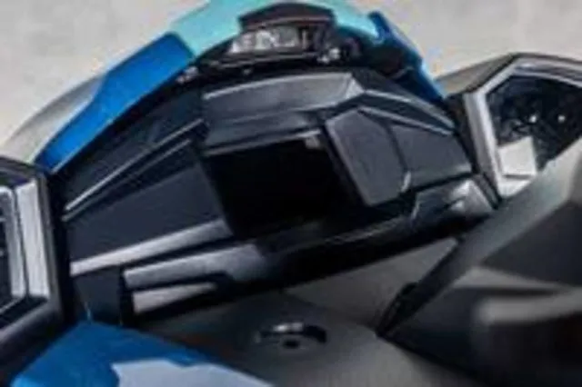Slide: The Image of Yamaha VX Cruiser 2026 - 4
