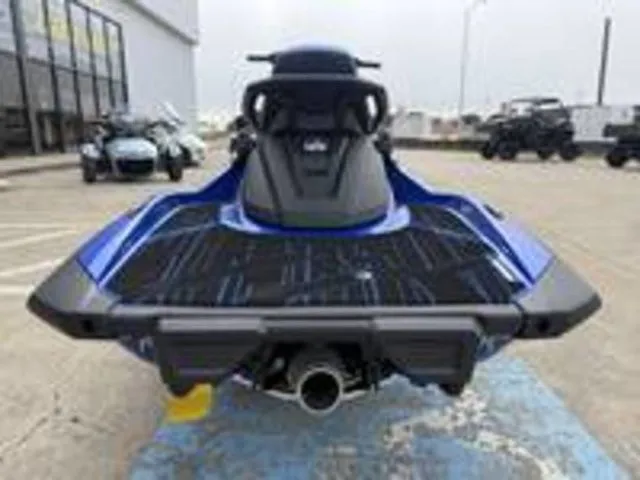 Slide: The Image of Yamaha VX Limited 2026 - 15