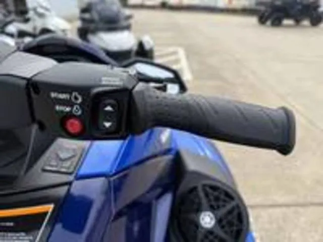 Slide: The Image of Yamaha VX Limited 2026 - 5