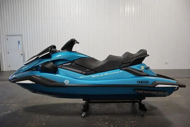 Slide: The Image of Yamaha FX Cruiser SVHO 2026 - 5