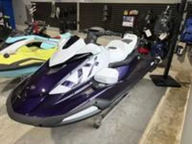 Slide: The Image of Yamaha VX Cruiser HO 2026 - 3