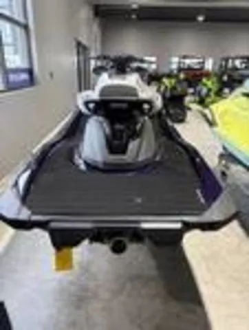 Slide: The Image of Yamaha VX Cruiser HO 2026 - 4
