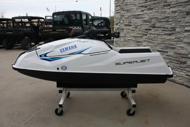 Slide: The Image of Yamaha SJ1050-C 2026 - 5