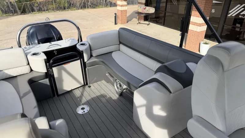 Slide: The Image of Interior of a 2022 Avalon 2385 CAT QL boat. - 14