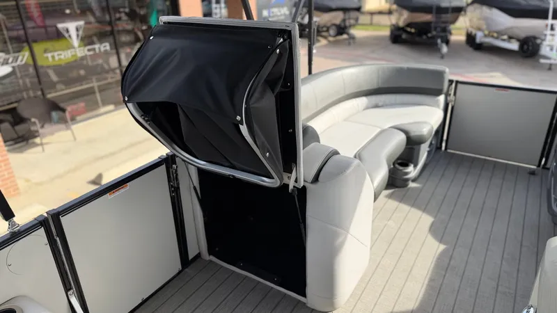 Slide: The Image of Interior of a 2022 Avalon 2385 CAT QL pontoon boat. - 20