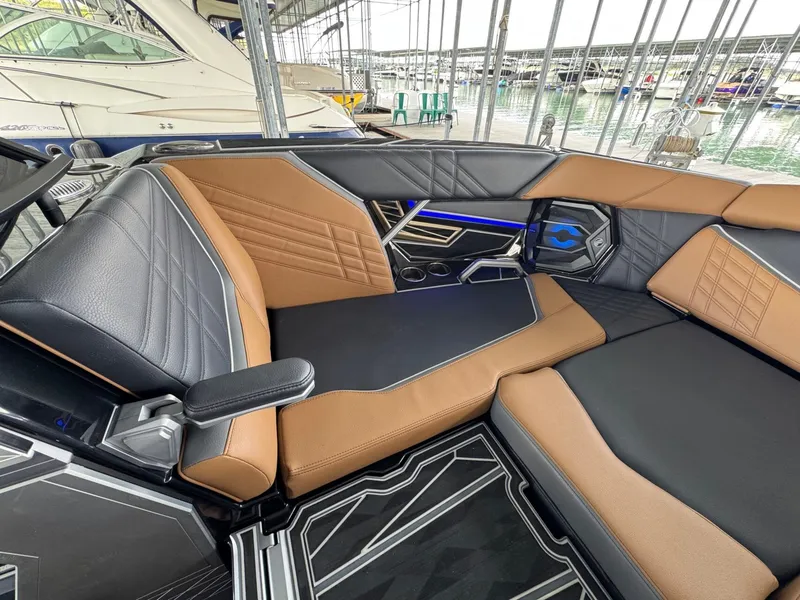 Slide: The Image of Luxurious interior of Tigé Ultré 25ZX boat, model year 2025. - 16