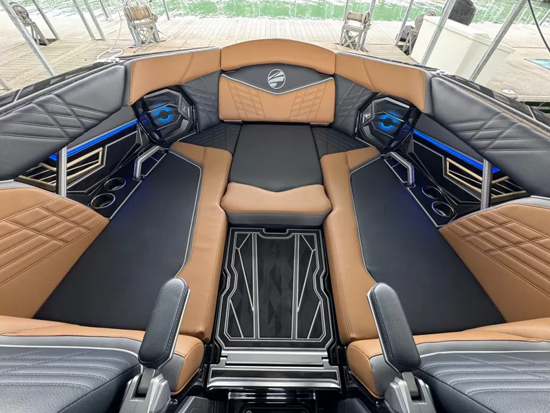Slide: The Image of Luxurious interior of the 2025 Tigé Ultré 25ZX boat. - 17