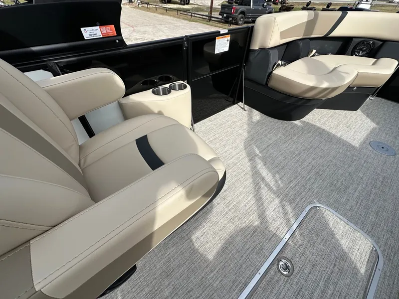 Slide: The Image of Interior of Trifecta 22 UL CS pontoon boat, model year 2026. - 25