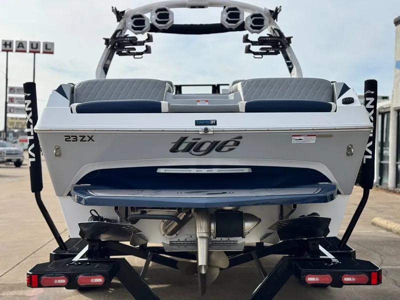 Slide: The Image of Tigé 23ZX 2023 - 4