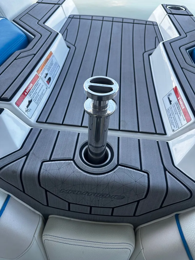 Slide: The Image of Nautique GS24 2021 boat rear deck with stainless steel pole. - 20