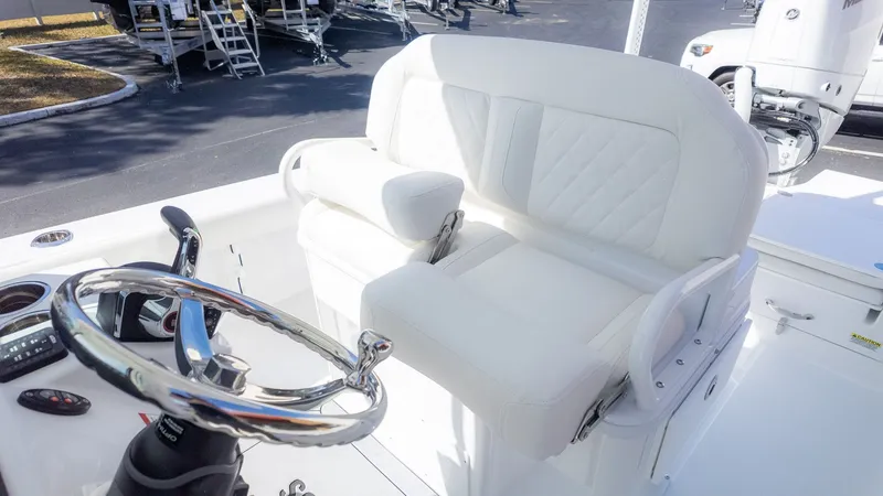 Slide: The Image of Everglades 253 Center Console 2026 - 21