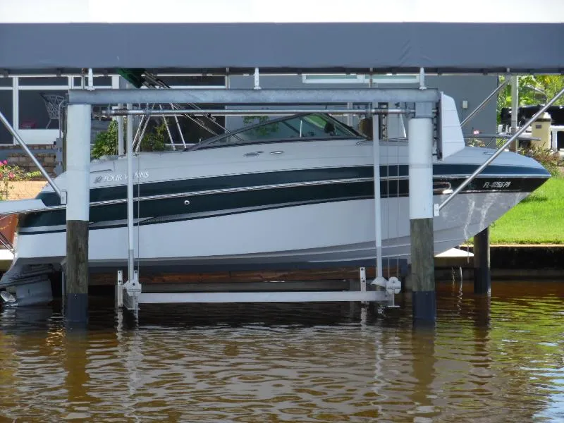 Slide: The Image of Four Winns 205 Sundowner 2003 - 0