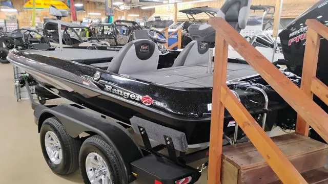 Slide: The Image of Ranger Z185 2025 - 3