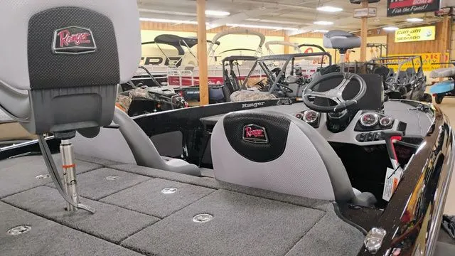 Slide: The Image of Ranger Z185 2025 - 41