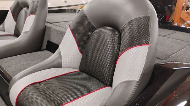 Slide: The Image of Ranger Z185 2025 - 47