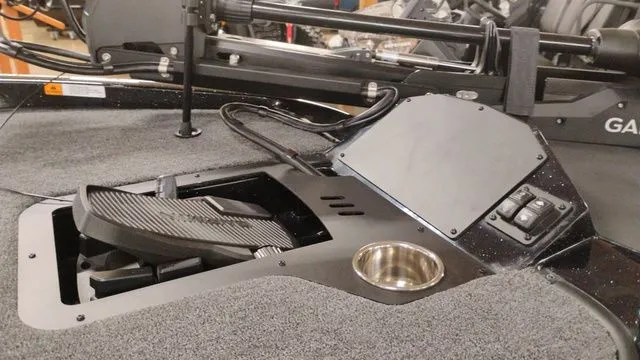 Slide: The Image of Ranger Z185 2025 - 54