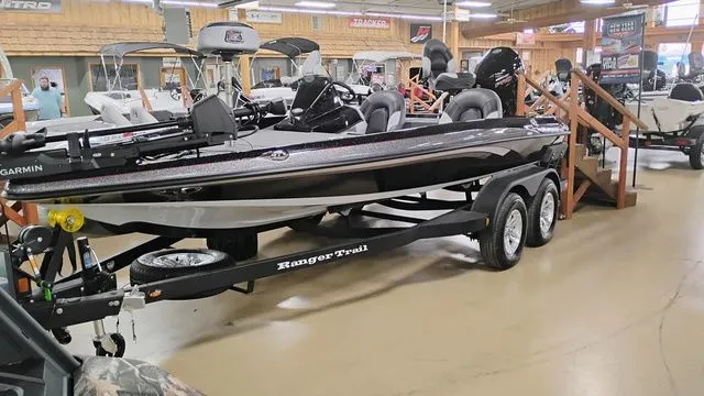 Slide: The Image of Ranger Z185 2025 - 59