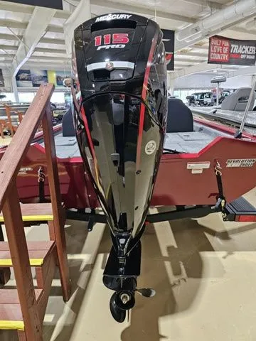 Slide: The Image of Tracker Pro Team 190 2025 - 13