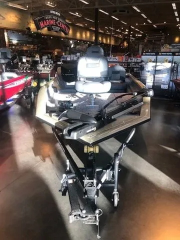 Slide: The Image of Tracker Pro Team 175 TF 2026 - 32