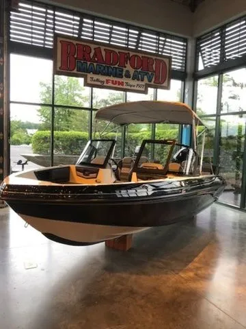 Slide: The Image of 2026 Ranger 1850MS boat displayed at Bradford Marine. - 19