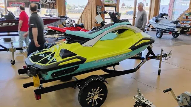 Slide: The Image of Yamaha JETBLAST PRO 2UP 2025 - 5