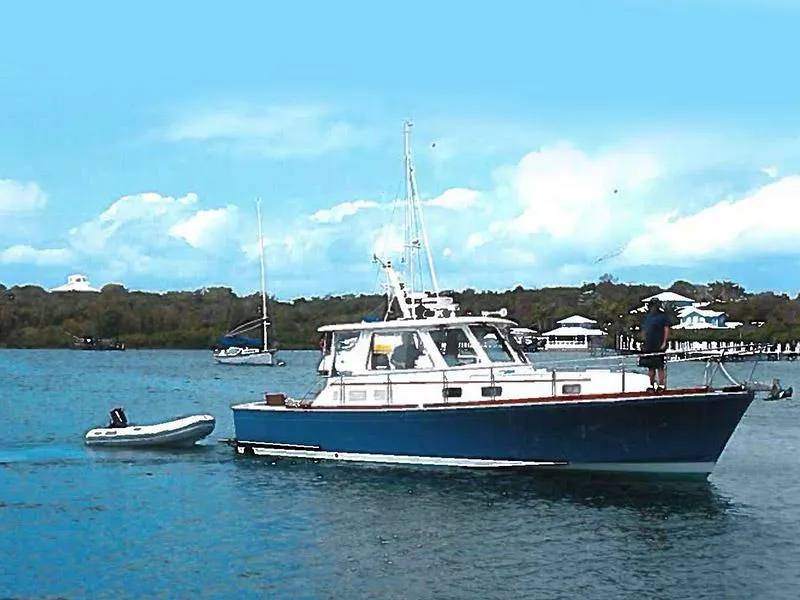 Slide: The Image of Grand Banks 38 Eastbay 2000 - 0
