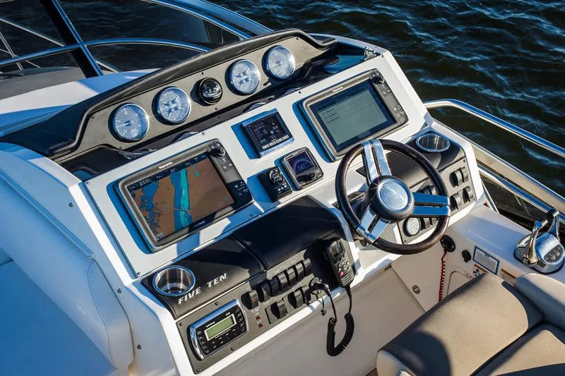 Slide: The Image of Sea Ray 510 Sundancer 2015 - 8