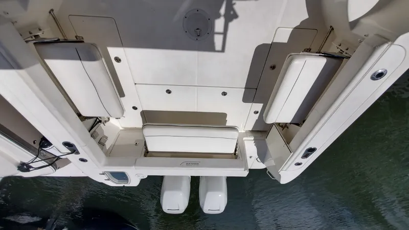 Slide: The Image of Boston Whaler 315 Conquest 2014 - 11