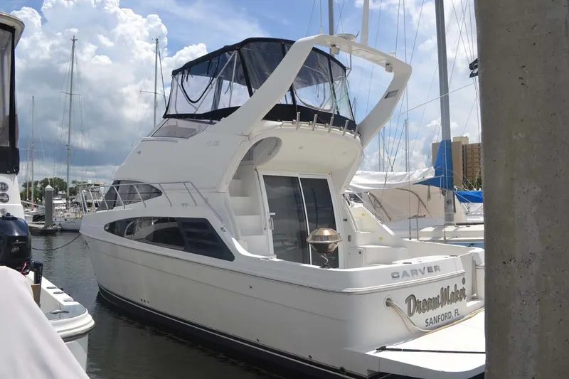 Slide: The Image of Carver Yachts 38 SS (Super Sport) 2006 - 0