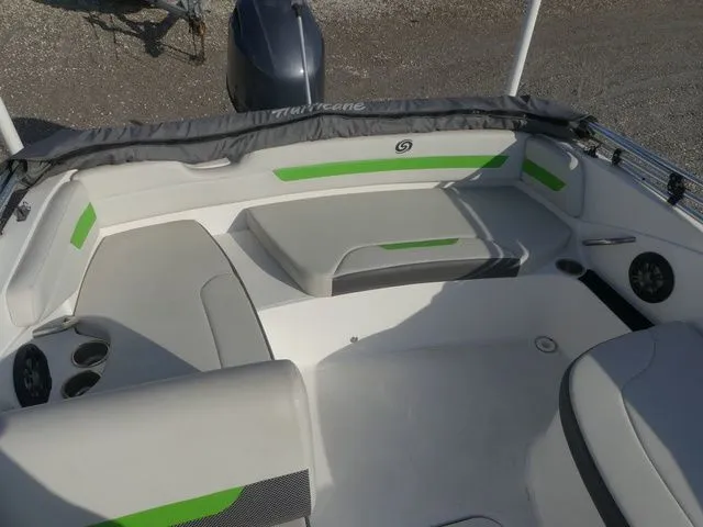 Slide: The Image of Hurricane SunDeck Sport 185 OB 2020 - 16