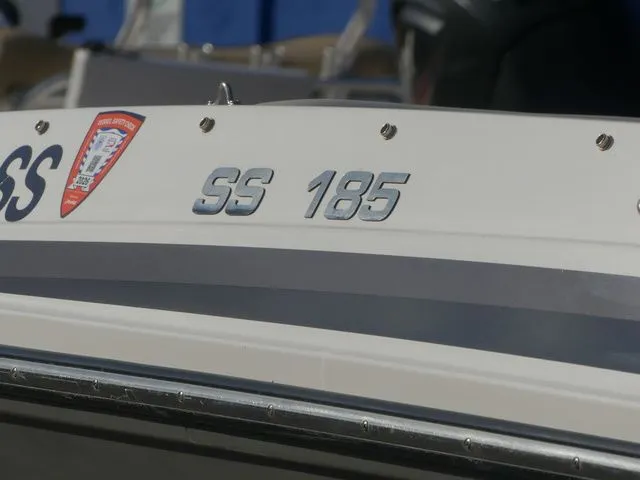 Slide: The Image of Hurricane SunDeck Sport 185 OB 2020 - 8