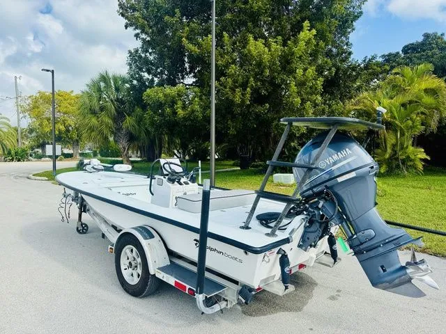 Slide: The Image of Dolphin 18 TUNNEL 2015 - 3