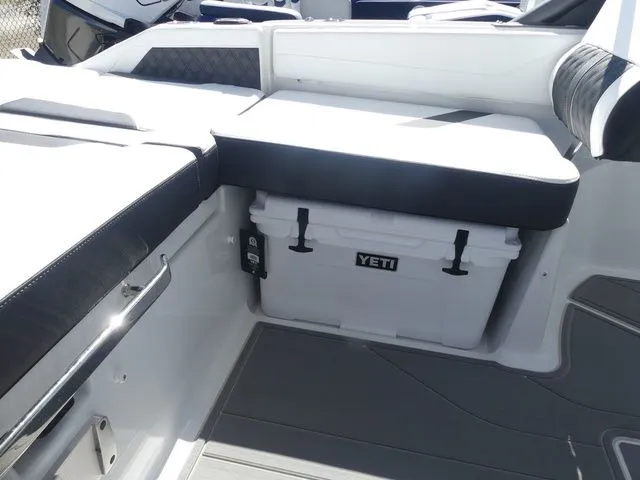 Slide: The Image of Monterey Elite 27 OB 2026 - 14