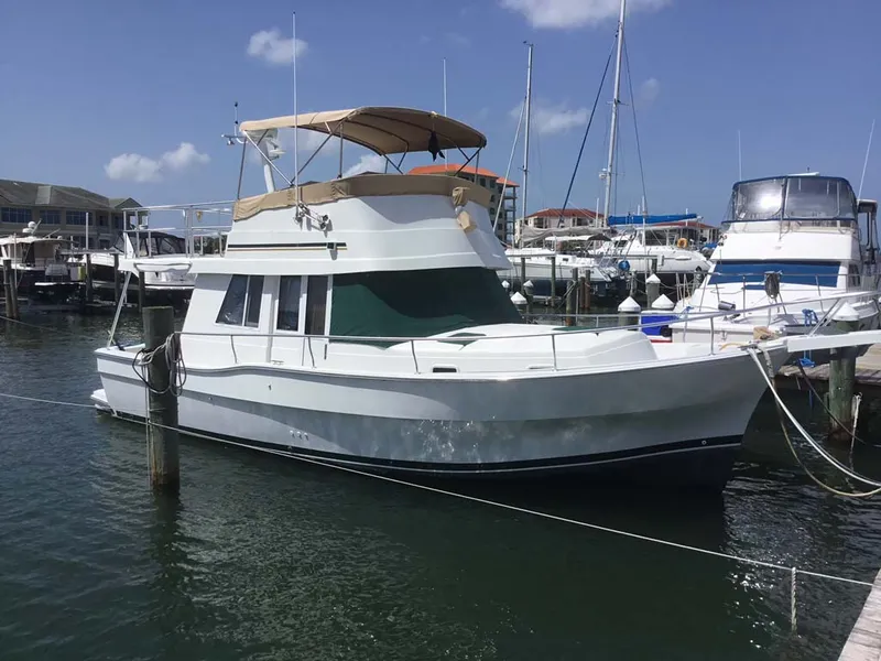 Slide: The Image of Mainship 390 Trawler 2001 - 0