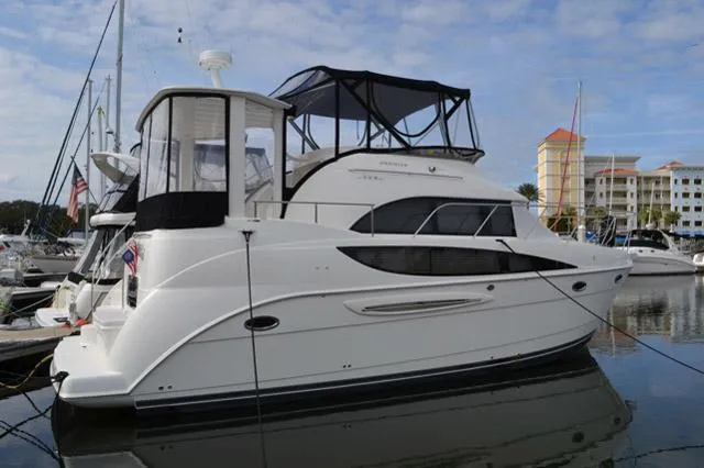Slide: The Image of Meridian 368 Aft Cabin Motoryacht 2006 - 0